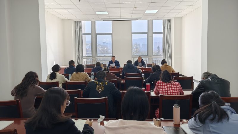 经济作物与啤酒原料研究所党总支召...